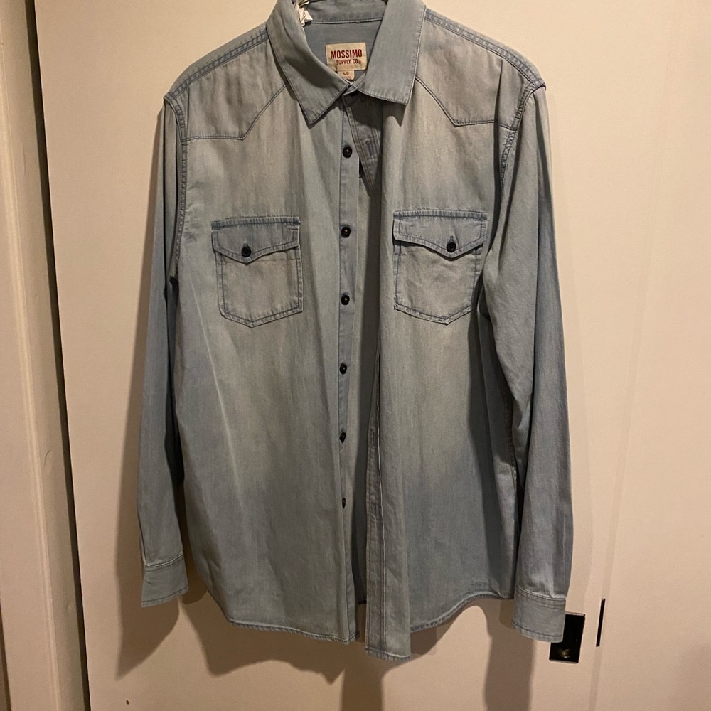 Mens denim light weight long sleeve shirt Size L